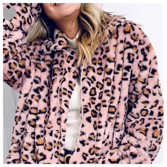 Softest Pink Leopard 🐆 Printed Furry Jacket Ever - Picture 2 of 8